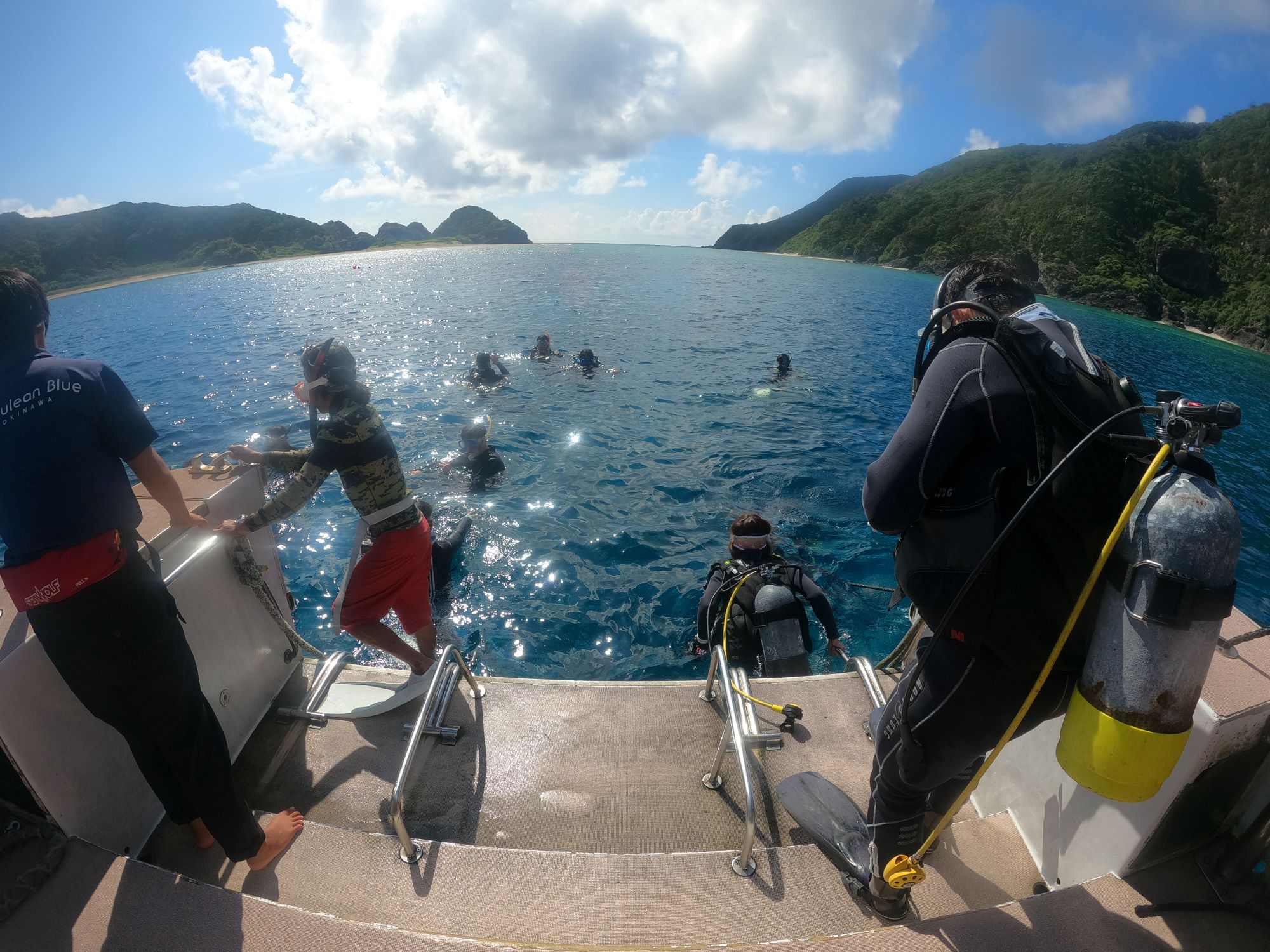 慶良間諸島コースご案内中の風景